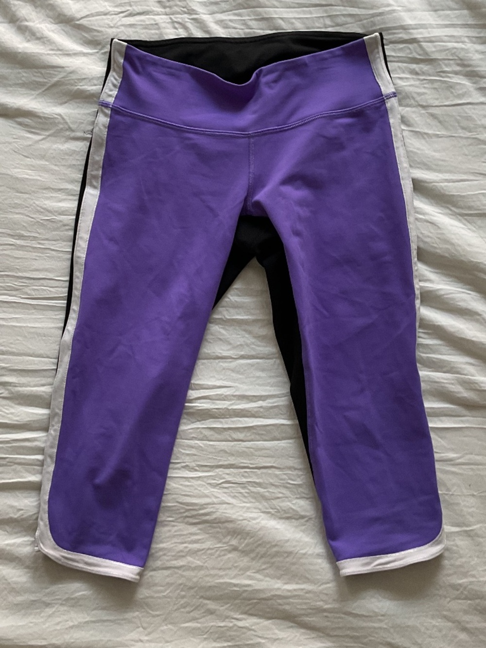 Lululemon Purple & Black Capri Leggings